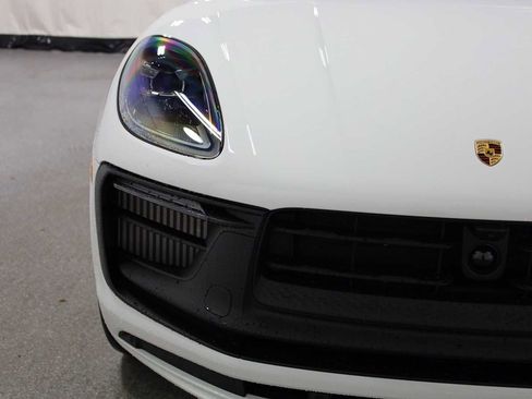 New 2026 Porsche Macan GTS image 15