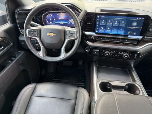 Used 2025 Chevrolet Silverado 2500 LT w/ Texas Edition image 27