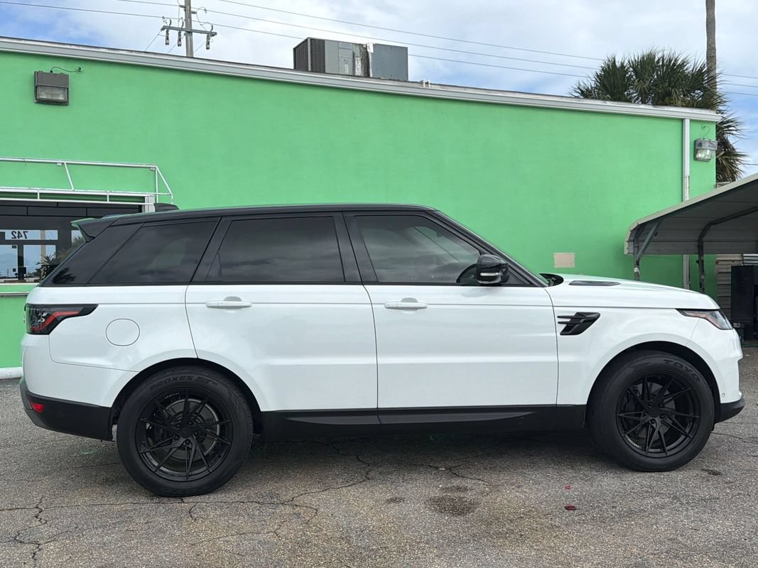 Used 2019 Land Rover Range Rover Sport SE AWD/4WD image 6
