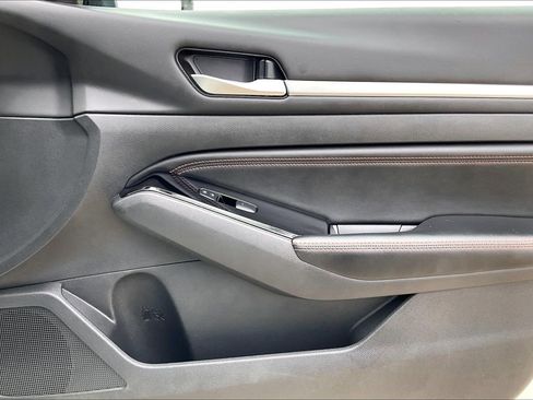 Used 2023 Nissan Altima 2.5 SR image 20