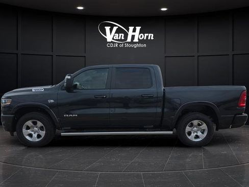 New 2026 RAM 1500 4x4 Crew Cab image 4