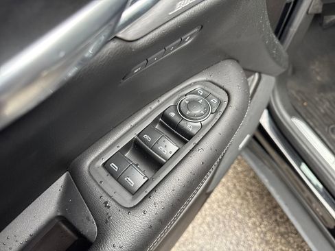 Certified 2021 Cadillac XT5 Premium Luxury image 11