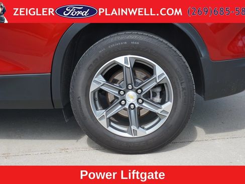 Used 2023 Chevrolet Blazer LT w/ LPO, Floor Liner Package FWD image 9