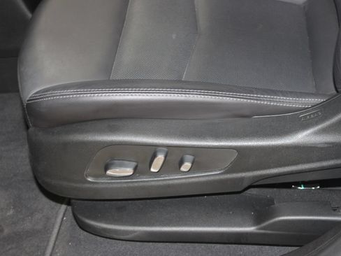 Used 2024 Cadillac XT5 Premium Luxury FWD image 40