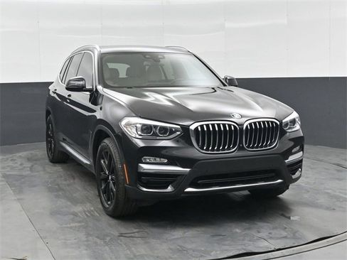 Used 2019 BMW X3 sDrive30i w/ Premium Package image 10