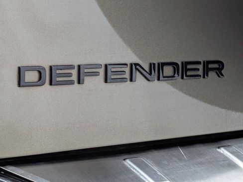 Used 2023 Land Rover Defender 130 X AWD/4WD image 10