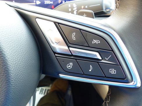 Used 2025 Buick Envision Preferred image 53