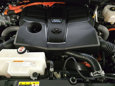 Used 2024 Toyota Sequoia Capstone image 34