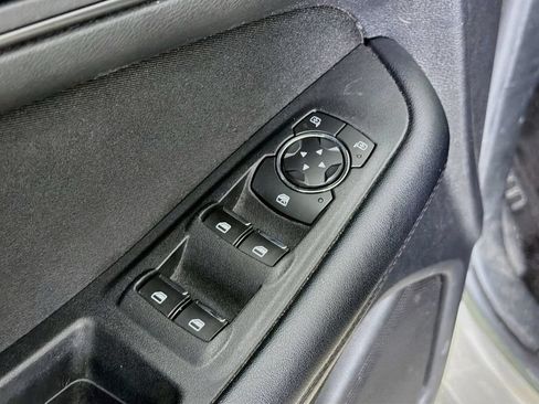 Used 2018 Ford Edge SE AWD/4WD image 21
