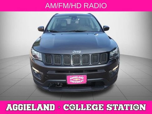 Used 2020 Jeep Compass Latitude FWD image 9