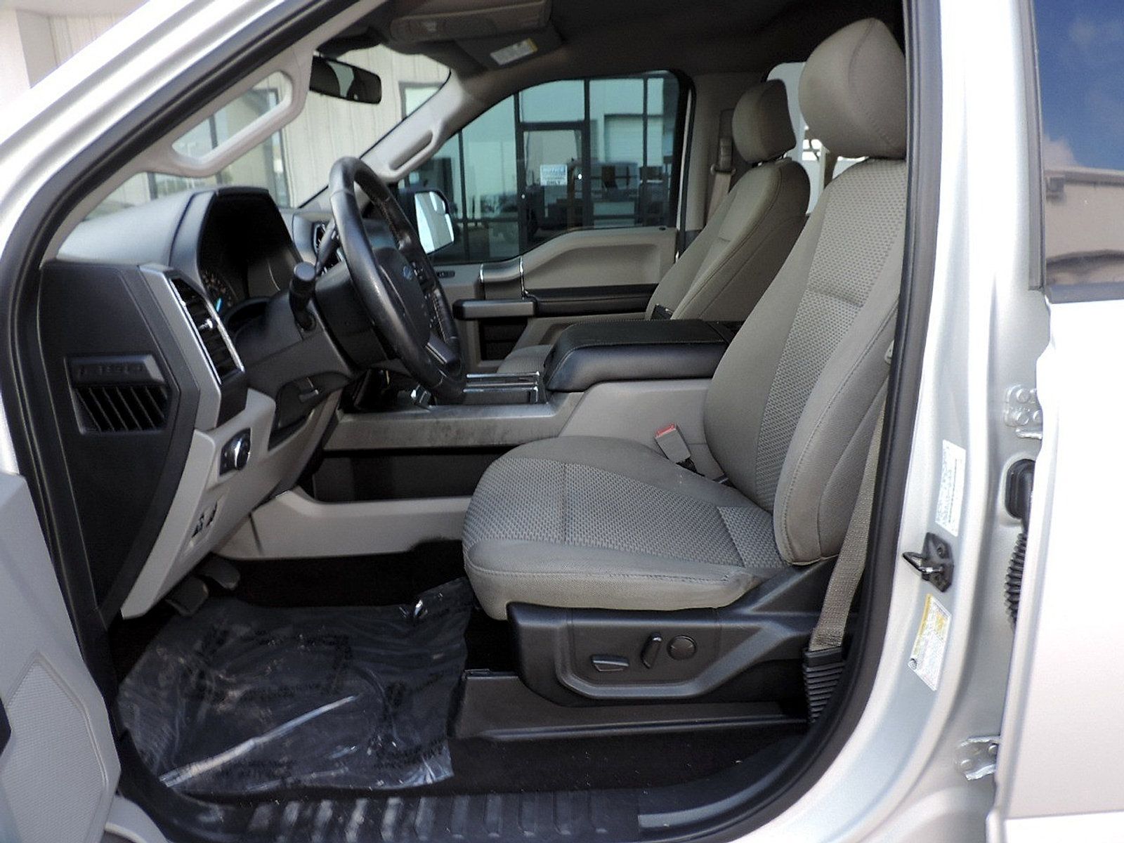 Used 2019 Ford F150 XLT w/ Equipment Group 302A Luxury RWD image 12