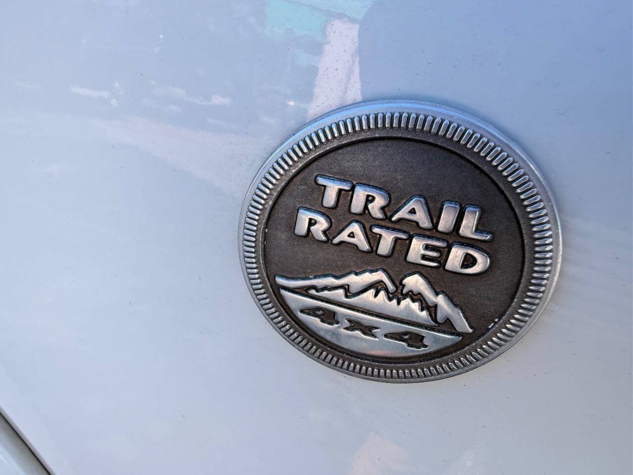 Used 2010 Jeep Liberty Limited AWD/4WD image 13