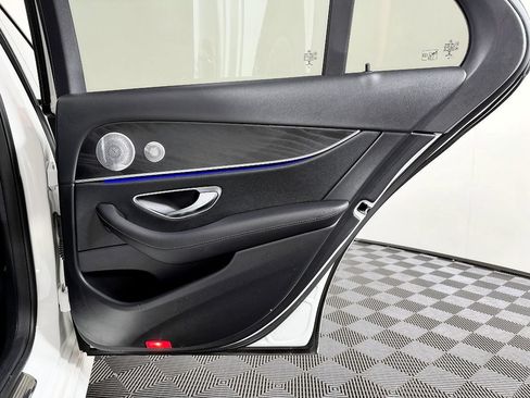 Used 2020 Mercedes-Benz E 350 Sedan image 46