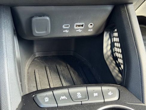 Used 2023 Chevrolet TrailBlazer RS w/ Convenience Package image 22