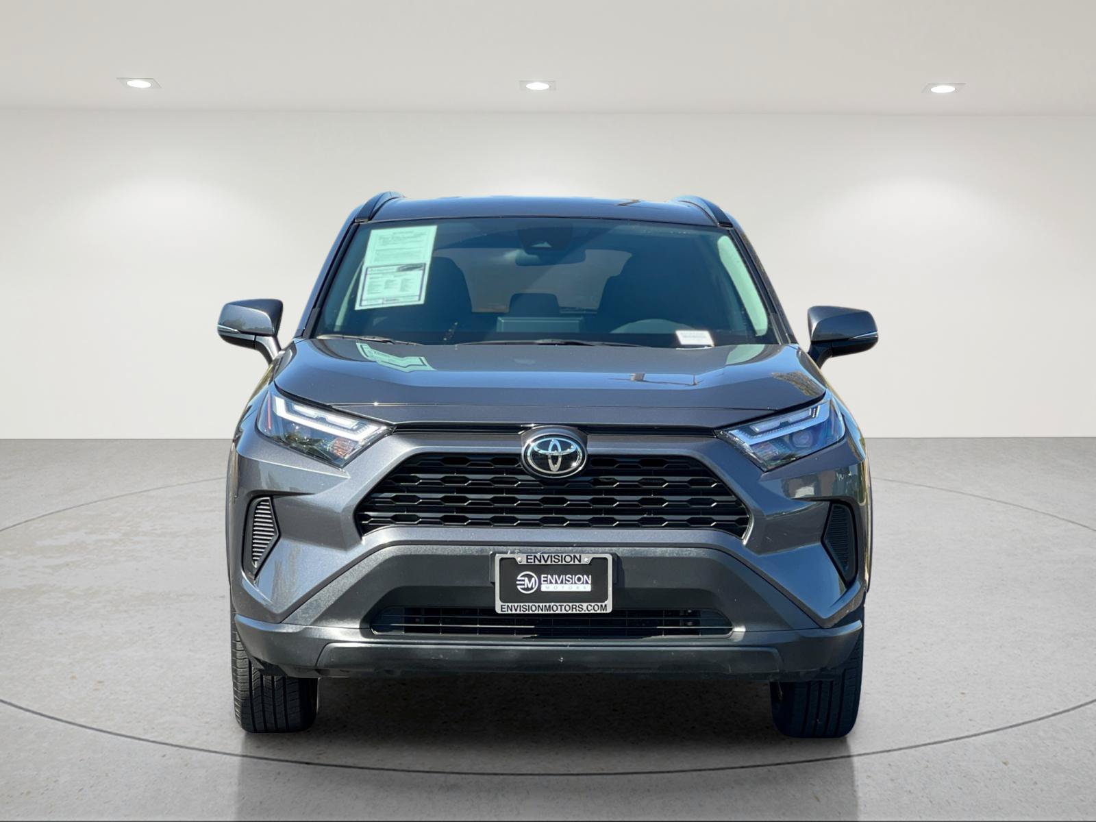 Used 2025 Toyota RAV4 XLE AWD/4WD image 8