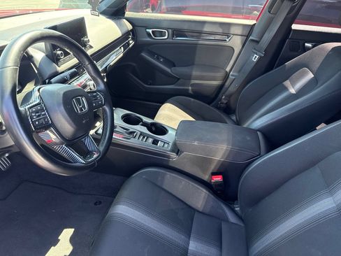 Used 2024 Honda Civic Sport image 4