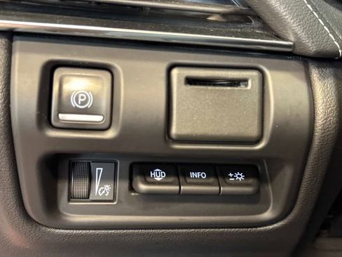 Used 2022 Cadillac CT5 V Blackwing w/ Carbon Fiber Package 2 RWD image 31