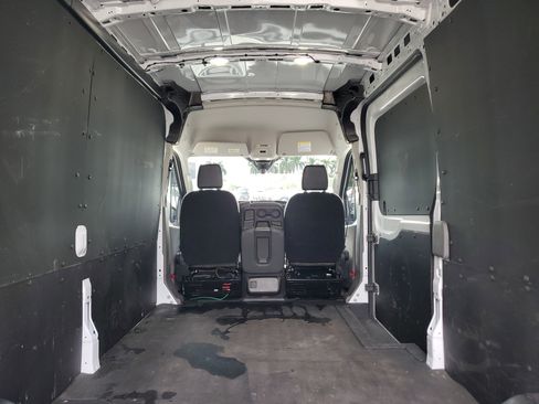 Used 2024 Ford Transit 250 148 Medium Roof w/ Load Area Protection Package image 14