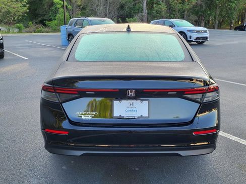 Used 2025 Honda Accord SE image 3
