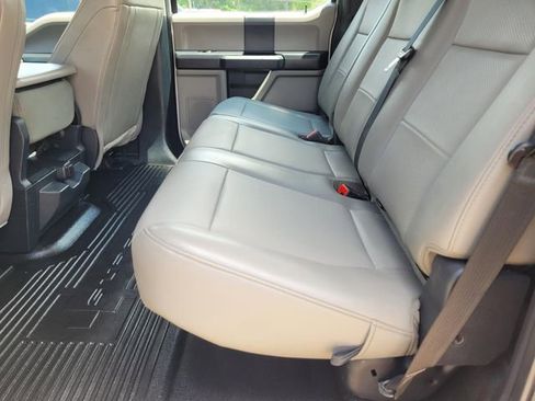 Used 2022 Ford F250 XL w/ Power Equipment Group AWD/4WD image 17