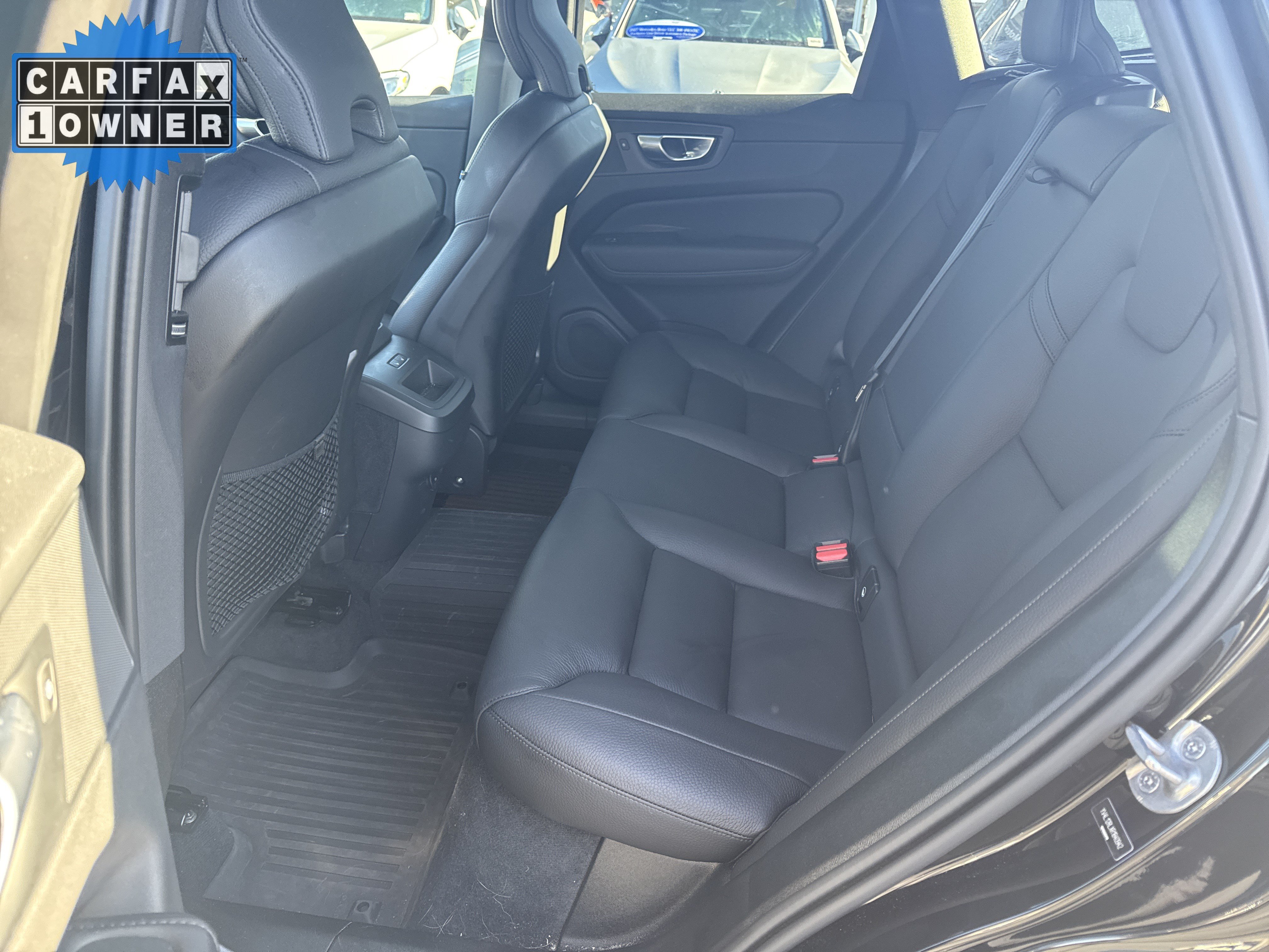 Used 2024 Volvo XC60 B5 Plus w/ Protection Package Premier AWD/4WD image 33