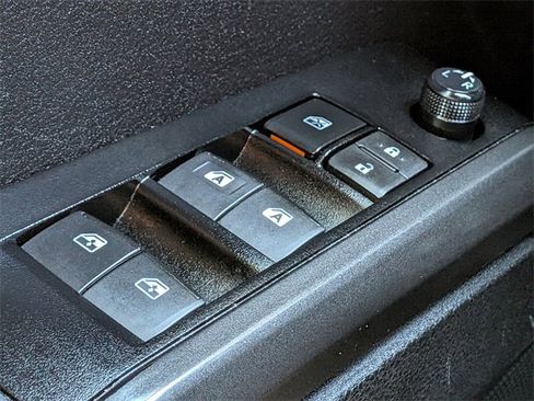 Used 2023 Toyota Tacoma TRD Sport image 31