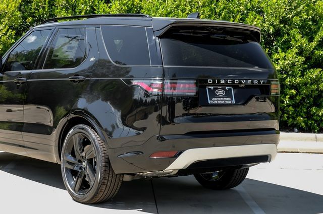 New 2026 Land Rover Discovery Limited Edition AWD/4WD image 15