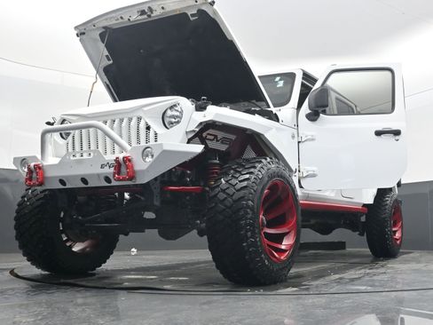 Used 2020 Jeep Gladiator Sport w/ Quick Order Package 24S AWD/4WD image 37