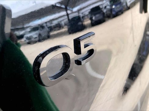 Used 2025 Audi Q5 Premium Plus w/ Premium Plus image 29