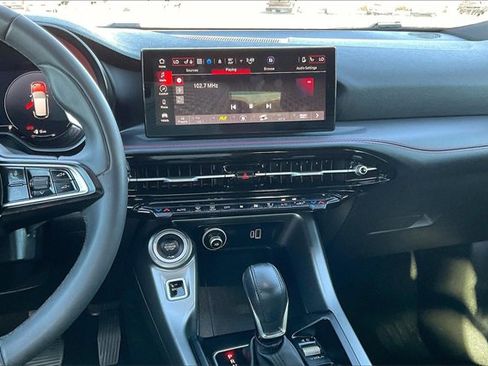 Used 2024 Dodge Hornet R/T image 5