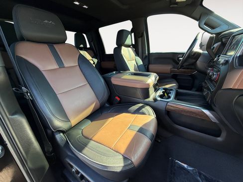 Used 2022 Chevrolet Silverado 2500 High Country w/ LPO, Dark Essentials Package image 19