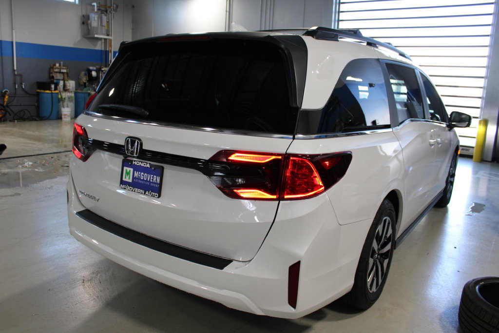 New 2027 Honda Odyssey EX-L image 10