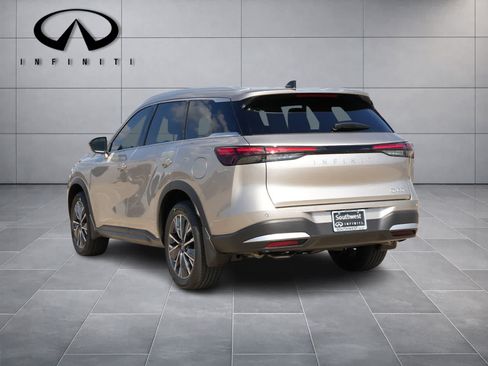 New 2027 INFINITI QX60 Luxe w/ Cargo Package FWD image 5