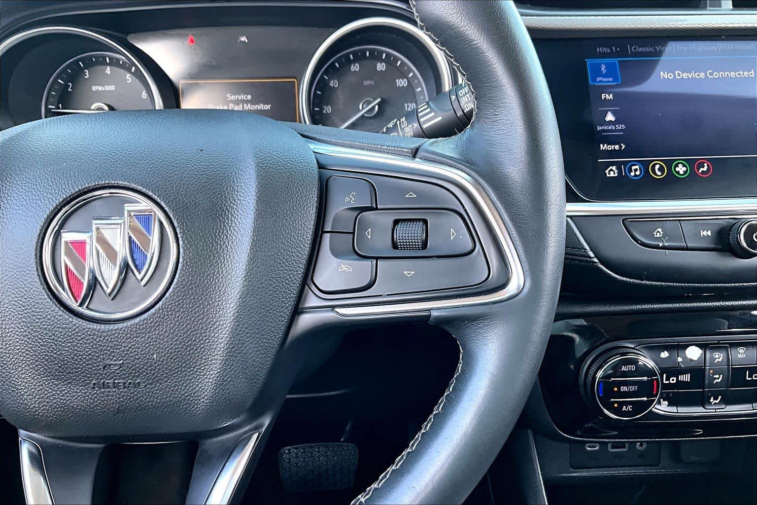 Used 2022 Buick Encore GX Select w/ Sport Touring Package FWD image 25