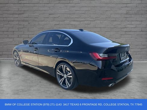 Used 2024 BMW 330i Sedan w/ Premium Package RWD image 4
