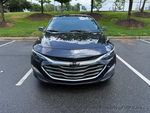 Used 2023 Chevrolet Malibu LS FWD image 2