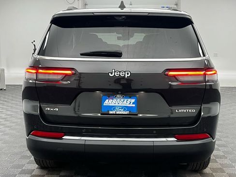 Used 2024 Jeep Grand Cherokee L Limited w/ Luxury Tech Group II image 7
