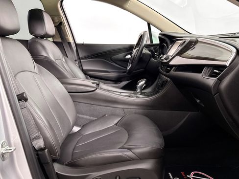 Used 2017 Buick Envision Essence image 38