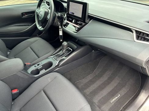 Used 2026 Toyota Corolla LE FWD image 15