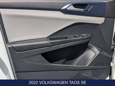 Used 2022 Volkswagen Taos SE AWD/4WD image 11
