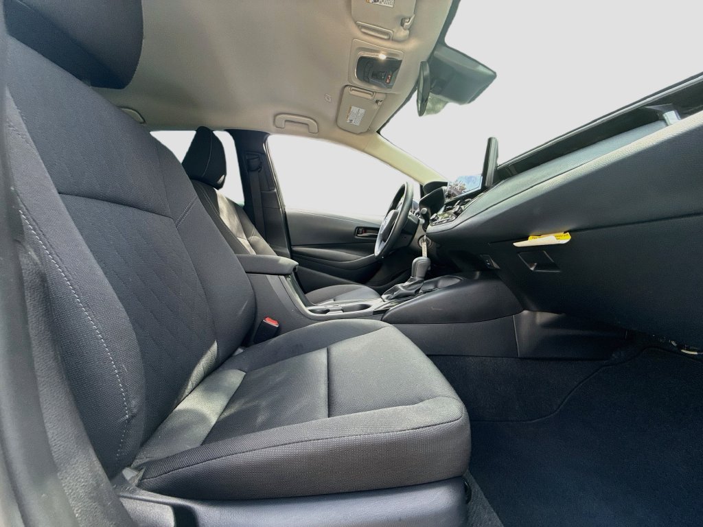Used 2026 Toyota Corolla LE FWD image 29