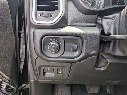 Used 2025 RAM 1500 Big Horn AWD/4WD image 16