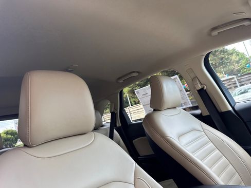 Certified 2024 Ford Edge SEL image 18