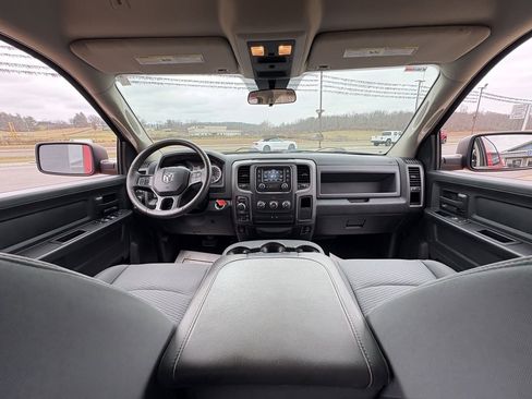 Used 2018 RAM 1500 Express w/ Express Value Package image 24