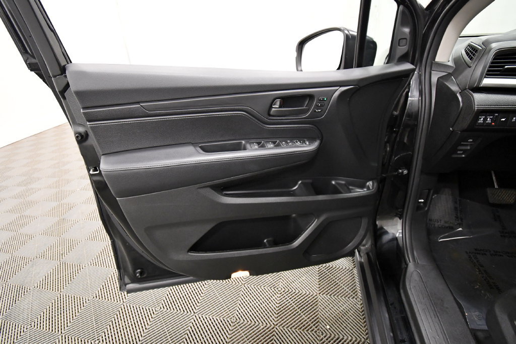 Certified 2025 Honda Odyssey EX-L image 13
