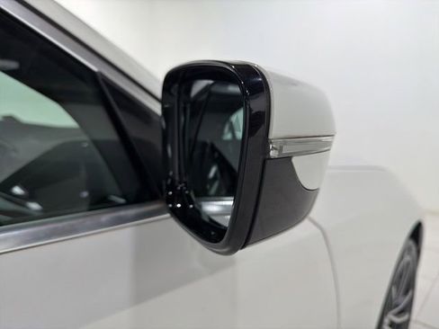 Used 2019 BMW 330i xDrive Sedan w/ Convenience Package AWD/4WD image 26