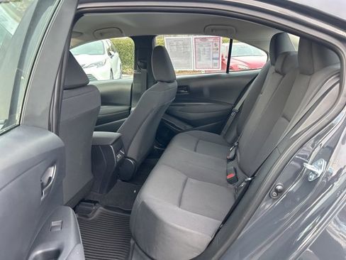 Used 2025 Toyota Corolla LE image 14