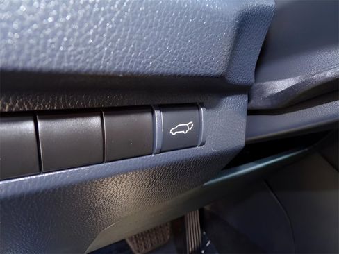 Used 2023 Toyota RAV4 XLE w/ Convenience Package image 21