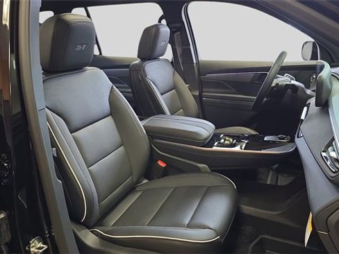 New 2026 Buick Enclave Sport Touring w/ Power Package image 12