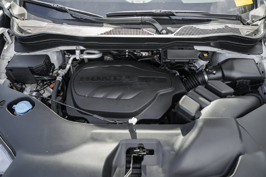 Certified 2025 Honda Passport EX-L image 19